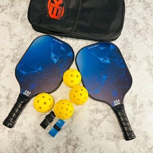 Lightweight Graphite Carbon Fiber Set, 2 Outdoor 2 Indoor Balls, 2 Grip Tapes 🏓
